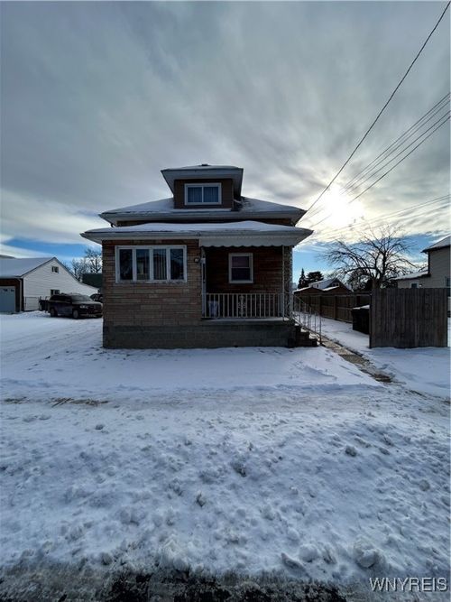 51 Laverack Ave, Lancaster, NY, 14086-1838 | Card Image