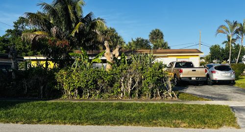 1270 Nw 54th Ave, Lauderhill, FL, 33313-6425 | Card Image