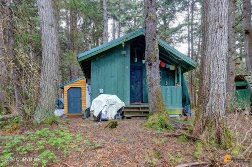 127 Snowmass Cir, Girdwood, AK, 99587 | Card Image