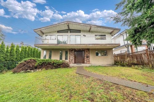 8167 10th Ave, Burnaby, BC, V3N2S5 | Card Image