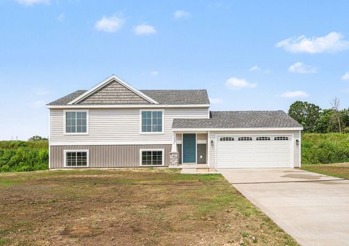 4284 Old Farm Dr, Wayland, MI, 49348-9197 | Card Image