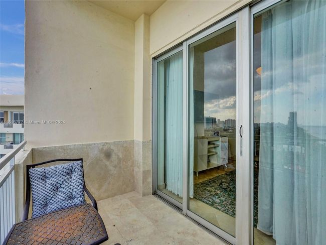 APT-1709 - 3180 S Ocean Dr, Condo with 2 bedrooms, 2 bathrooms and null parking in Hallandale Beach FL | Image 23