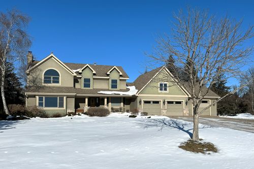 11 Donbush Rd, North Oaks, MN, 55127-2096 | Card Image