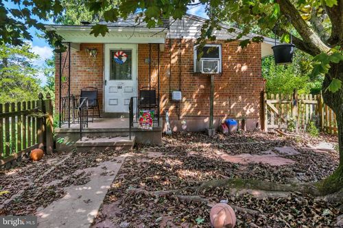 161 Chestnut St, MOHNTON, PA, 19540-1601 | Card Image