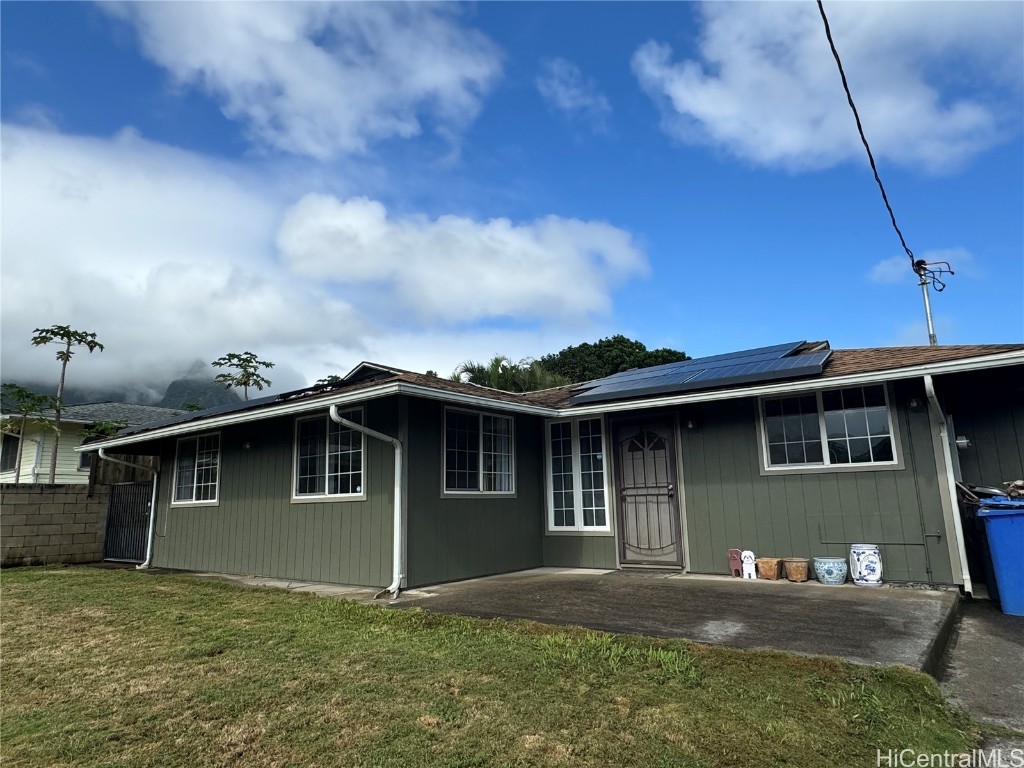 Puali St, Kaneohe, HI 96744