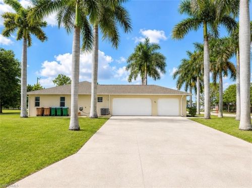305 Se 16th Pl, Cape Coral, FL, 33990 | Card Image