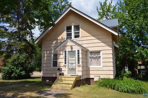 1111 Avenue F, Cloquet, MN, 55720-1833 | Card Image