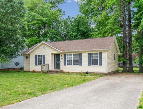 566 Lorie Ln, Clarksville, TN, 37042-7127 | Card Image