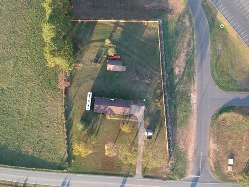 1814 Easley Hwy, Piedmont, SC, 29673-9038 | Card Image