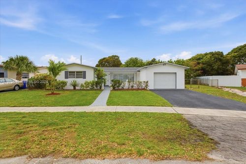 7150 Sw 5th Ct, Pembroke Pines, FL, 33023-1009 | Card Image