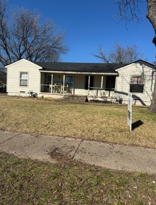1517 Maple Dr, Garland, TX, 75042-5822 | Card Image