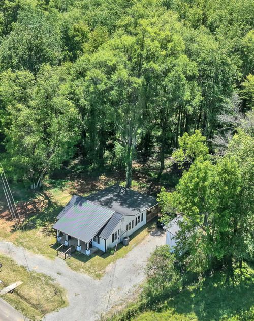 1151 Dry Creek Rd, Smithville, TN, 37166-6442 | Card Image