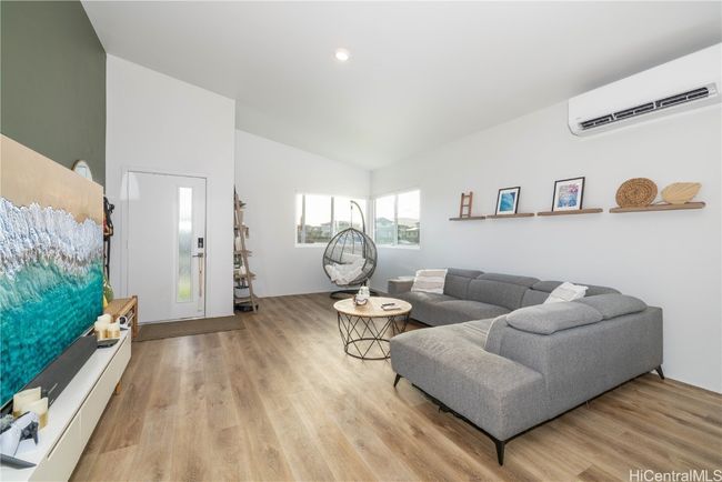 91-1454 Wahinana Loop, House other with 3 bedrooms, 2 bathrooms and 2 parking in Ewa Beach HI | Image 9