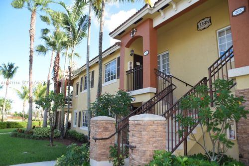 unit-202-3398 Ne 9th Dr, Homestead, FL, 33033-5898 | Card Image