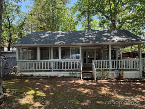d140141-111/113 Shawnee Trail, Mount Gilead, NC, 27306 | Card Image