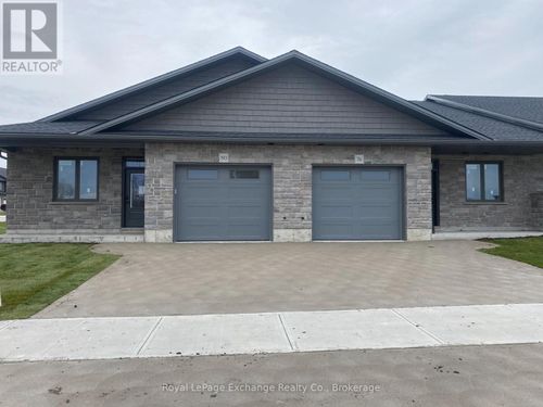 20 Mercedes Cres, Kincardine, ON, N2Z0J1 | Card Image