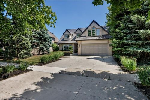 262 Mary St, Oakville, ON, L6K3V4 | Card Image