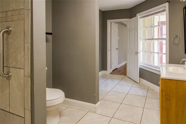 711 E Sixth St, House other with 3 bedrooms, 2 bathrooms and 3 parking in Brenham TX | Image 19