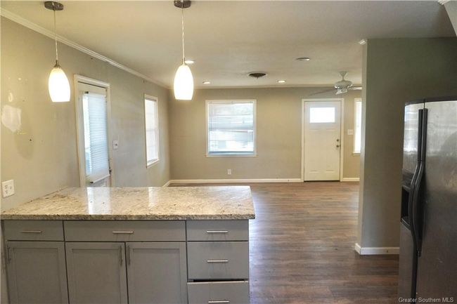 1009 Cherryhill St, House other with 3 bedrooms, 2 bathrooms and null parking in Lake Charles LA | Image 4