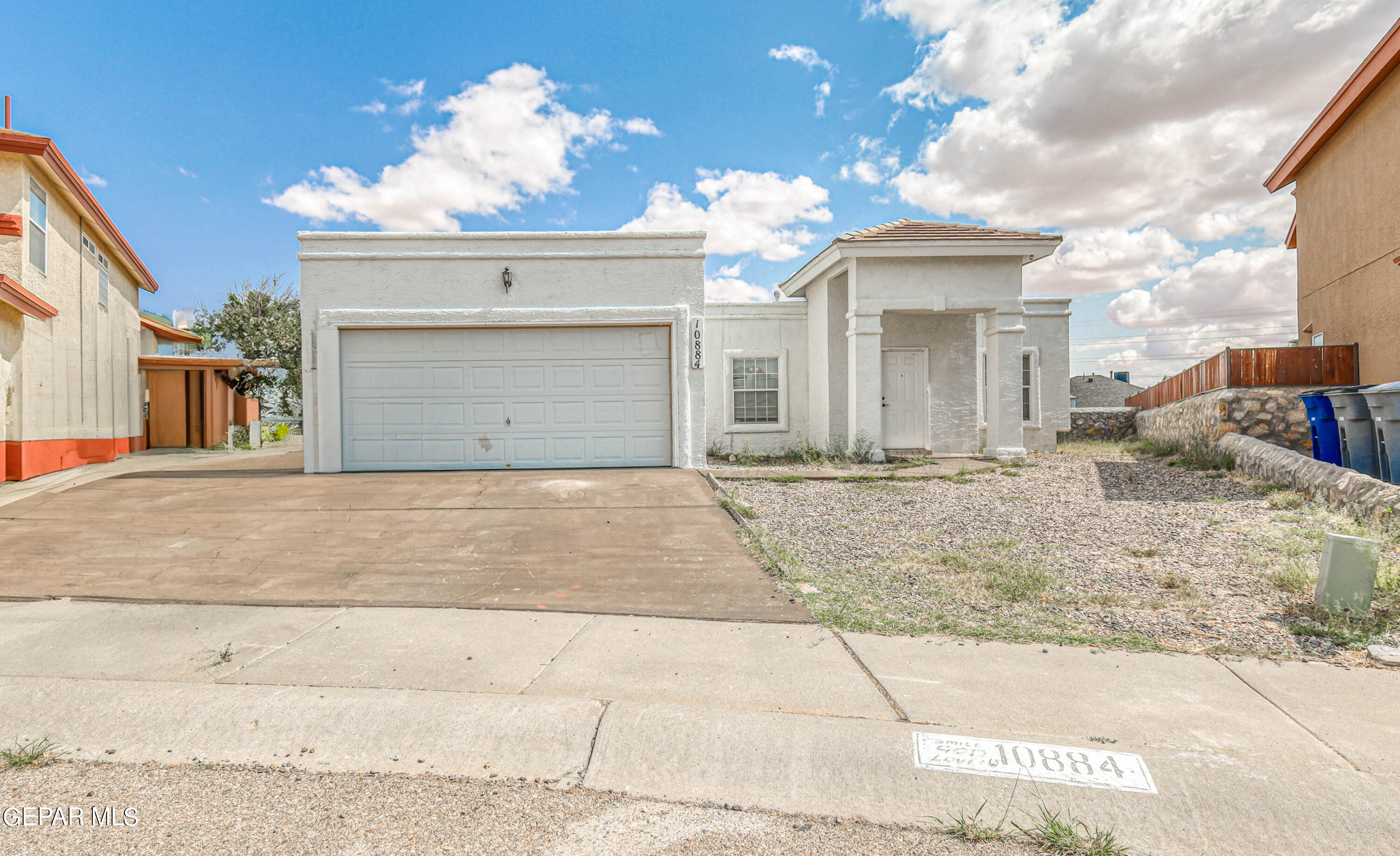 Loma Baja Pl, El Paso, TX 79934