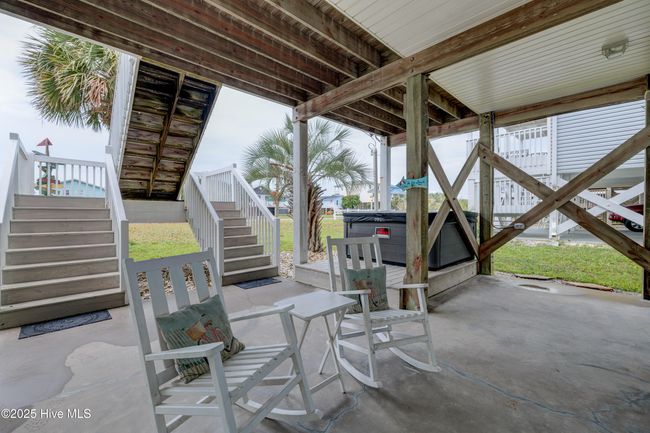 108 W Dolphin Dr, House other with 3 bedrooms, 2 bathrooms and null parking in Oak Island NC | Image 13