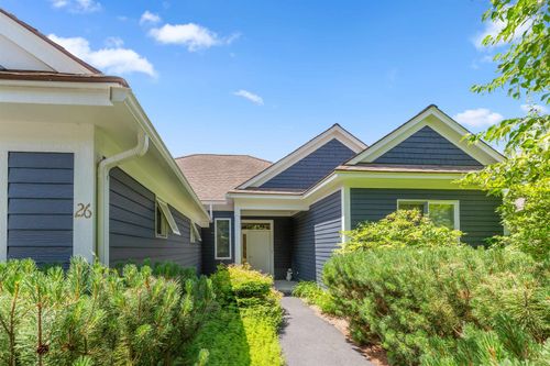 26 Fountain Way, West Lebanon, NH, 03784-1239 | Card Image