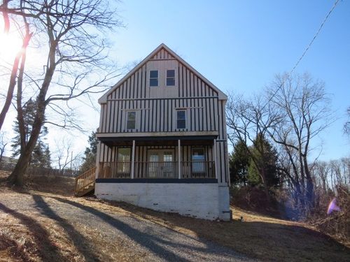 123 Harding Rd, Sharpsburg, PA, 15215-1421 | Card Image