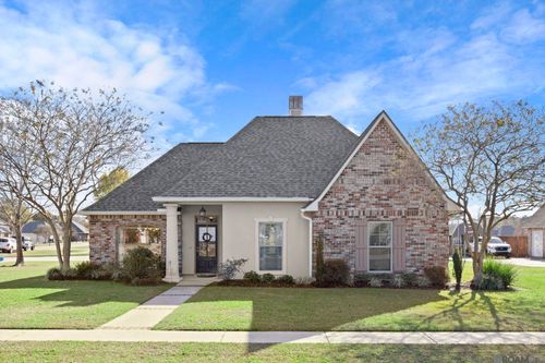12538 Deerfield Dr, Walker, LA, 70785-5748 | Card Image