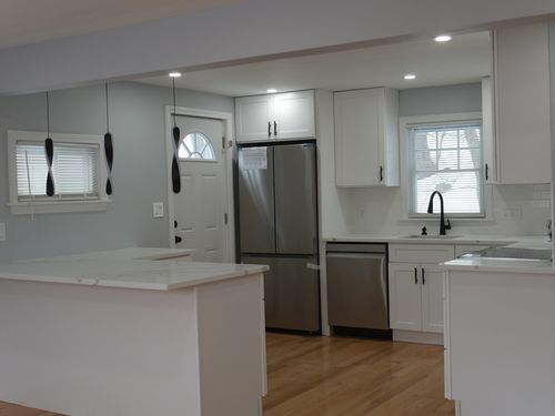 54 Harris Rd, Lynn, MA, 01904-1337 | Card Image