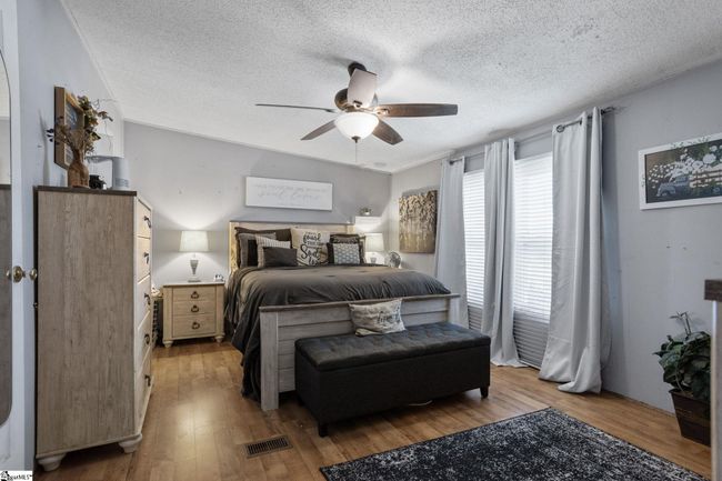 498 Pearson Rd, House other with 6 bedrooms, 4 bathrooms and 2 parking in Greer SC | Image 20