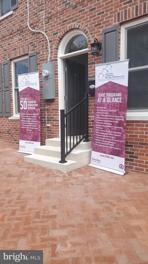 825 W 9th St, WILMINGTON, DE, 19801-1308 | Card Image