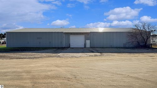 291 Hanthorn St, Cadillac, MI, 49601-1019 | Card Image