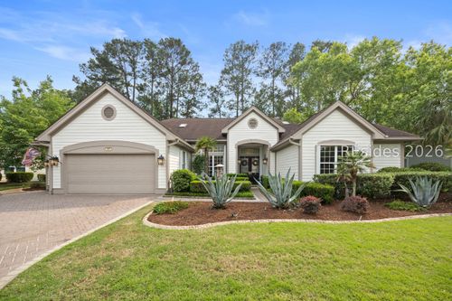 127 Robert E Lee Ln, Bluffton, SC, 29909-4424 | Card Image