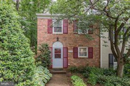 7740 Tiverton Dr, SPRINGFIELD, VA, 22152-2023 | Card Image