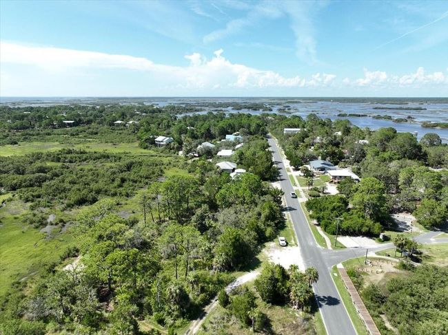 16360 Airport Rd, House other with 2 bedrooms, 2 bathrooms and null parking in CEDAR KEY FL | Image 39
