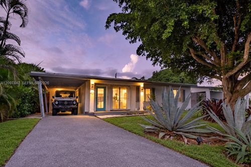 401 28th Ct, Wilton Manors, FL, 33311-2409 | Card Image