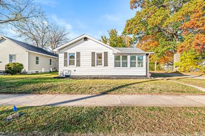 530 W Marion Street, House other with 2 bedrooms, 1 bathrooms and null parking in Mishawaka IN | Image 2