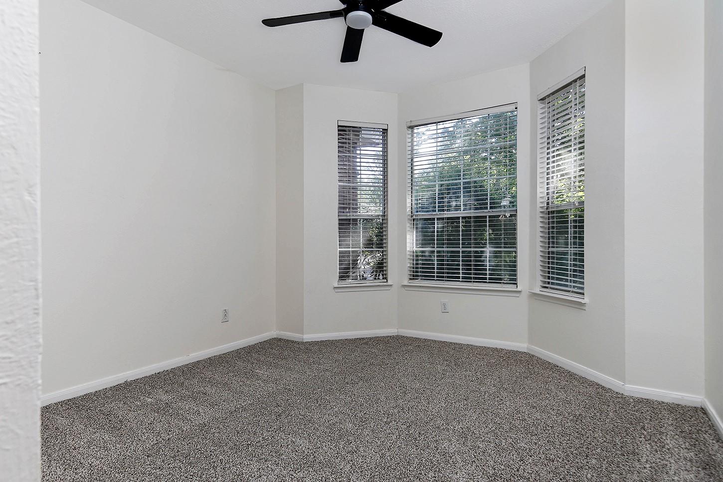 Residential Lease in The Woodlands 5