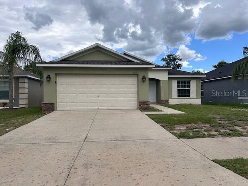 8111 Alamosa Wood Ave, RUSKIN, FL, 33573-0147 | Card Image
