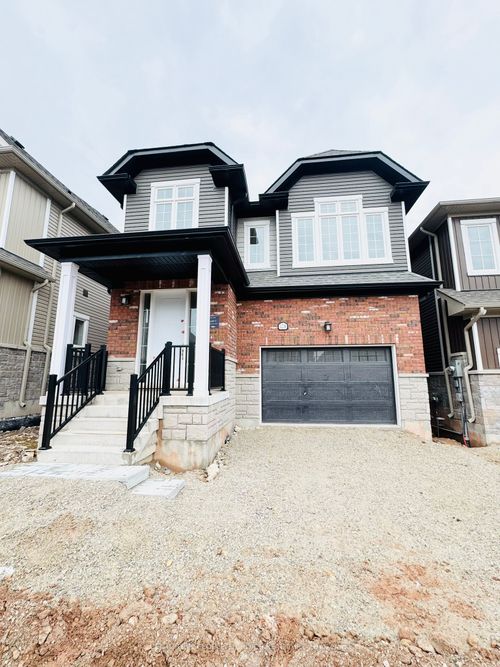 128 Molozzi St, Erin, ON, N0B1T0 | Card Image