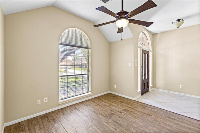 1940 Waterford Way, House other with 3 bedrooms, 2 bathrooms and null parking in Seabrook TX | Image 6