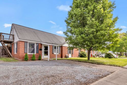 323 Sequoyah Drive, Kingsport, TN, 37660 | Card Image