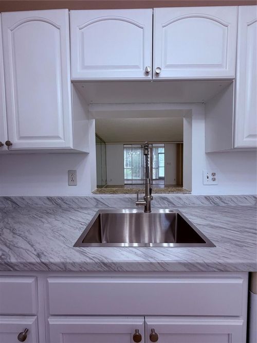 108-301 Ne 14th Ave, Hallandale Beach, FL, 33009-7437 | Card Image