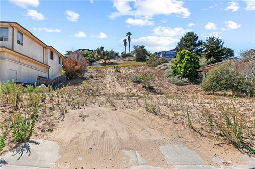 1032 Margarita Ave, Grover Beach, CA, 93433-1130 | Card Image