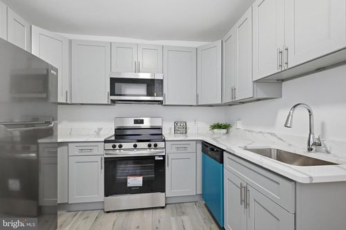 519 S Jackson St, WILMINGTON, DE, 19805-4411 | Card Image