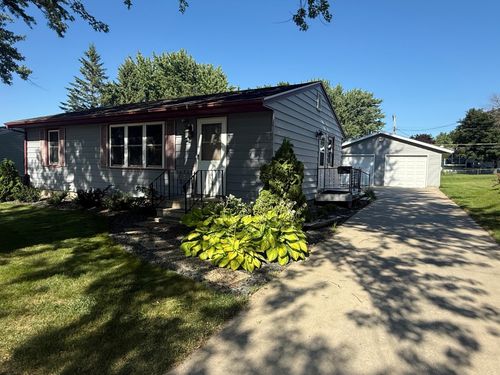 508 3rd Ave Ne, Byron, MN, 55920-1460 | Card Image