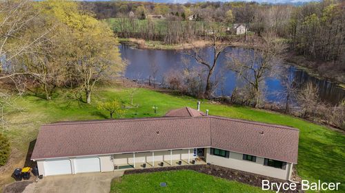 9901 Eastern Avenue Se, Gaines Charter Township, MI, 49315 | Card Image