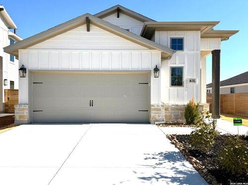 431 Alexander Ave, New Braunfels, TX, 78130-0358 | Card Image