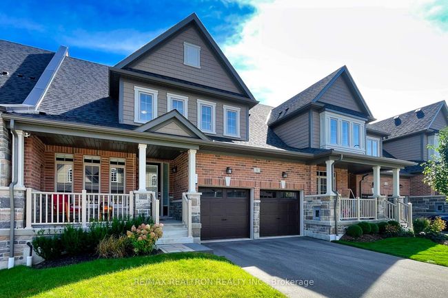 11 Howard Williams Crt, House attached with 3 bedrooms, 3 bathrooms and 2 parking in Uxbridge ON | Image 4