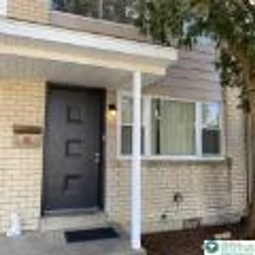 st-704 Mohawk St, Allentown, PA, 18103-8501 | Card Image